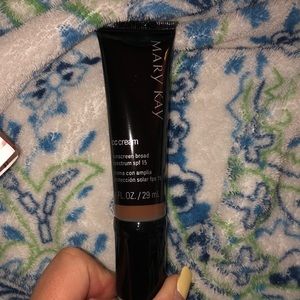 Mary Kay cc cream